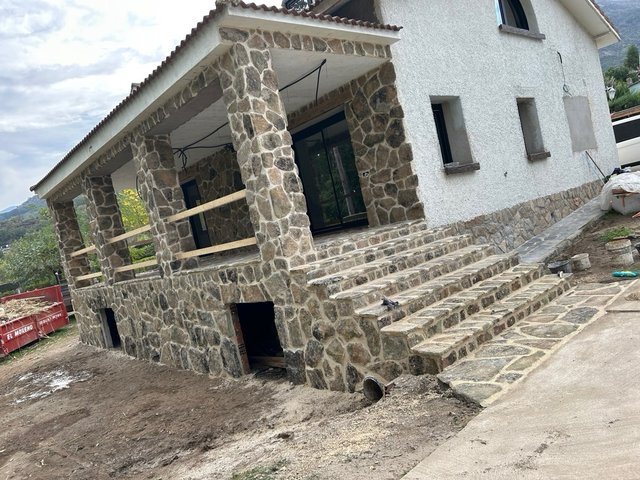 Enchapado de piedra musgo