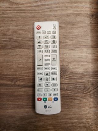 TV LG  24" blanca