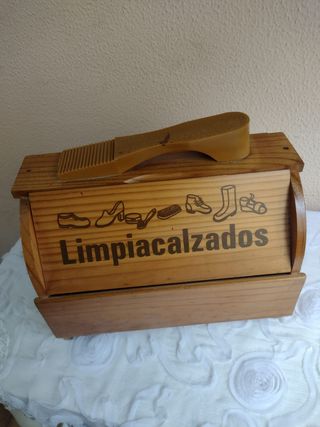 CAJA LIMPIA CALZADO