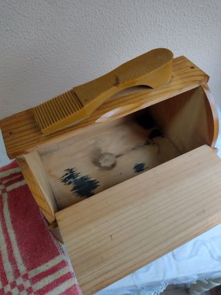 CAJA LIMPIA CALZADO