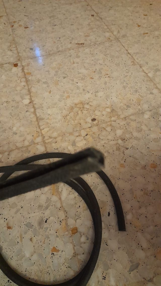 Goma puerta renault 8 y 10