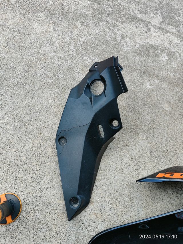 Ktm Duke 125 pezzi di ricambio