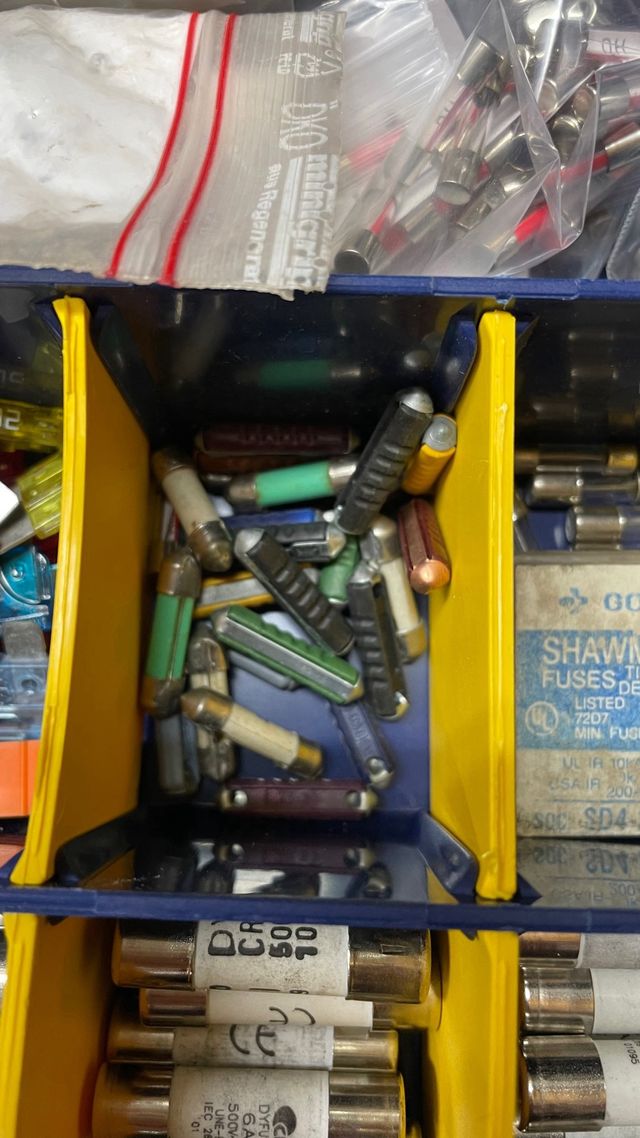 Vari tipi di fusibili