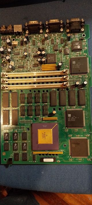 Procesador MOTOROLA 88100 RISC con placa