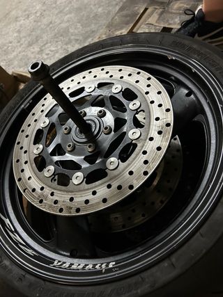 Discos de freno delanteros Yamaha FZS 600