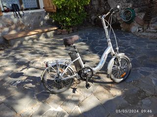 Bicicleta eléctrica urban biker