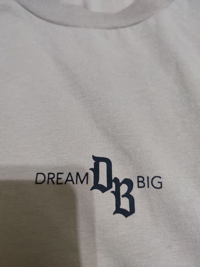 Pantalón hombre pitillo negro y camiseta