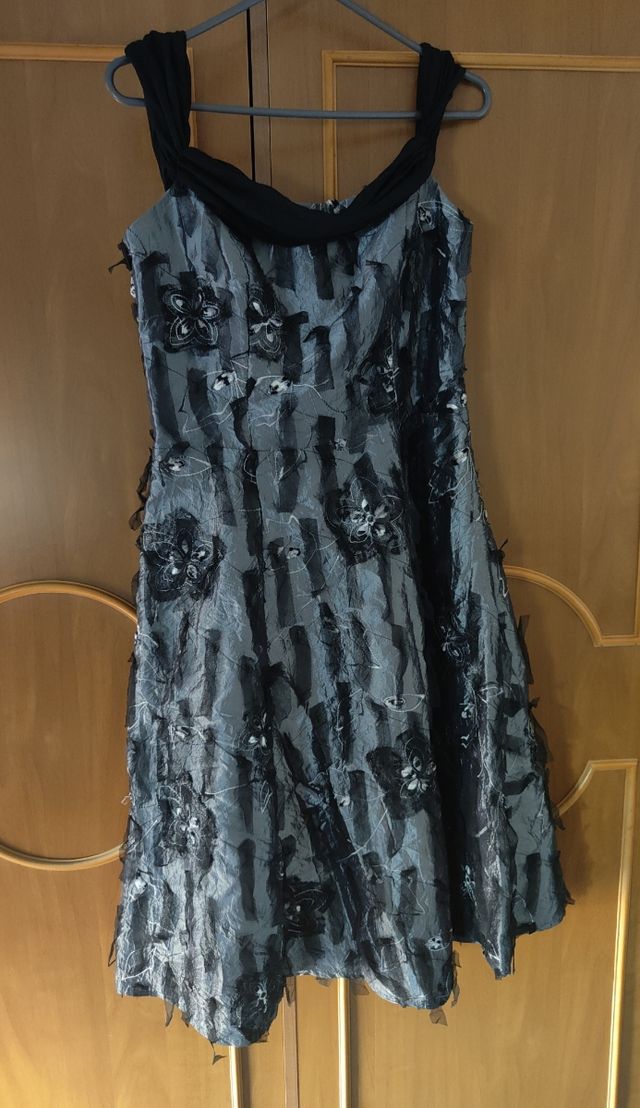 VESTIDO. VICTORIA ESTEPA. TALLA G