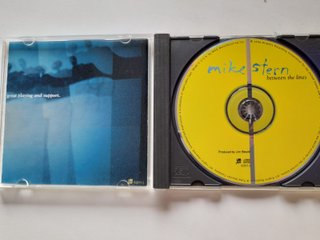 Between The Lines. Mike Stern (CD Original 1996)