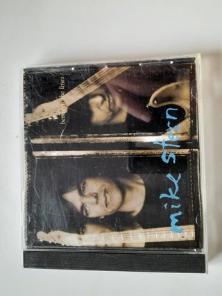 Between The Lines. Mike Stern (CD Original 1996)