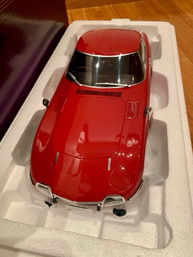 KYOSHO SAMURAI 1/2 Toyota GT 2000