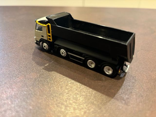 Camión Volvo volquete