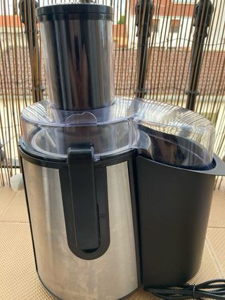 LICUADORA DE FRUTA LACOR