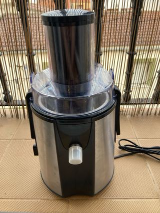 LICUADORA DE FRUTA LACOR