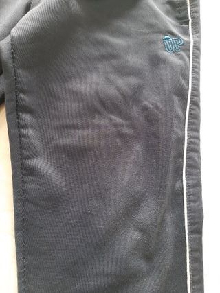 Chándal azul marino y verde niño. Talla 4-5