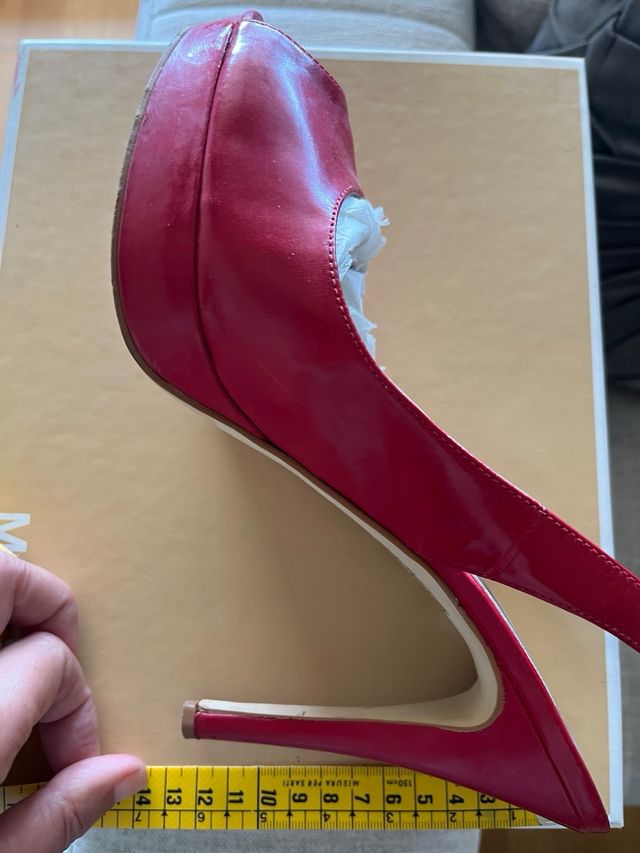 Final! Divinos Stiletos rojos Michael Kors t-40