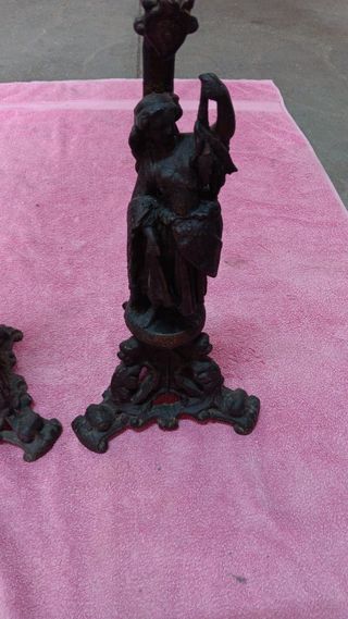 Candelabros de hierro fundido