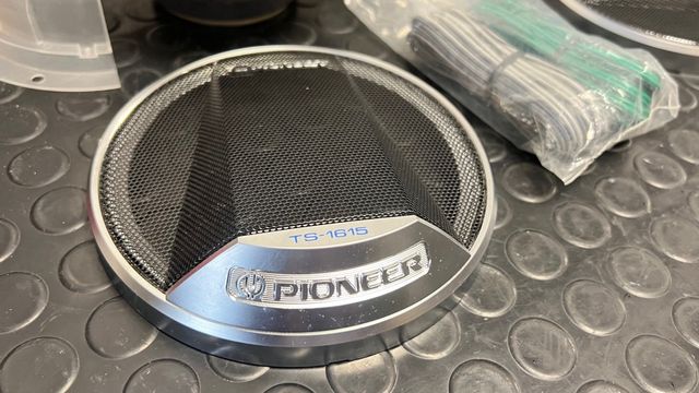 PIONEER TS-1615 16cm 6.5" 60W CAR SPEAKERS 3 WAY