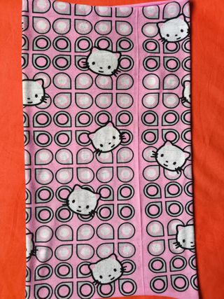 LOTE 6 ARTÍCULOS INFANTILES HELLO KITTY 