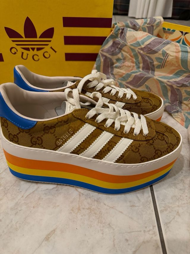 Amazing shoes woman Gucci X Adidas