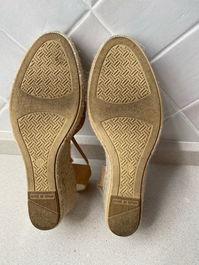 Alpargatas de tacón medio