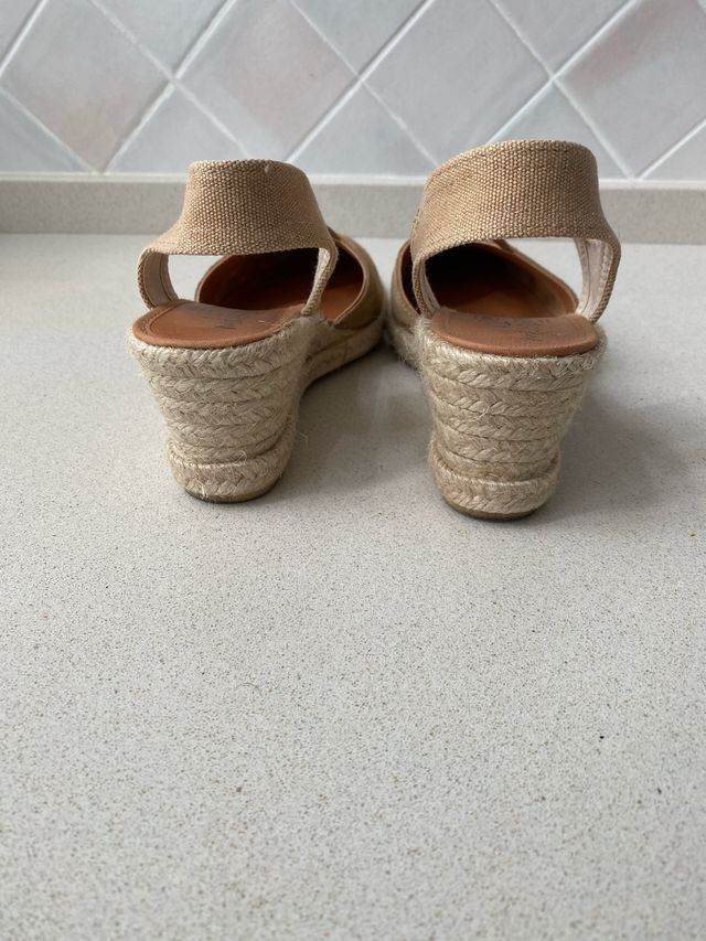 Alpargatas de tacón medio