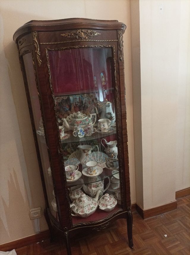 Vitrina estilo isabelino