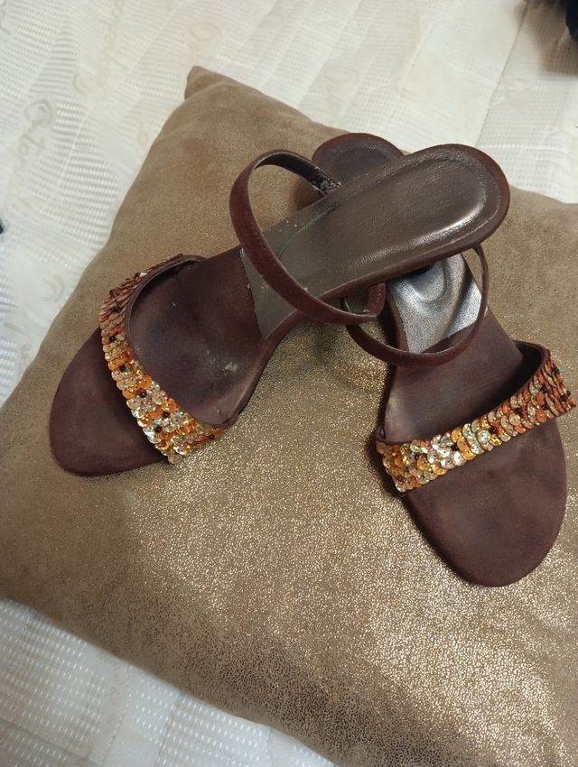 Sandalia de fiesta