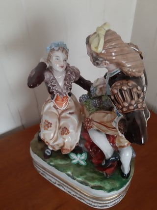 Figura porcelana antigua