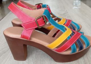 Sandalias de tacón con plataforma