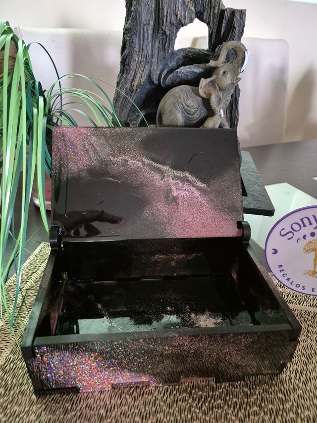 Caja resina personalizada