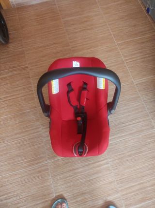 Juego de silleta,maxi-cosi y capazo