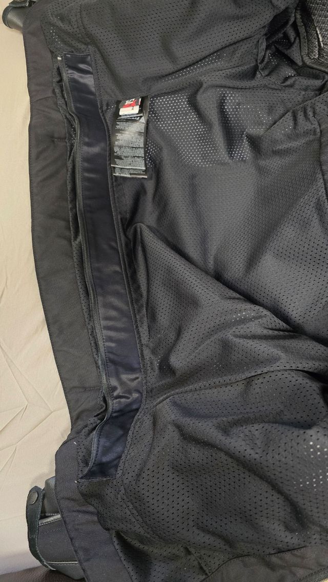 Chaqueta Dainese Ducati piel con protecciones 