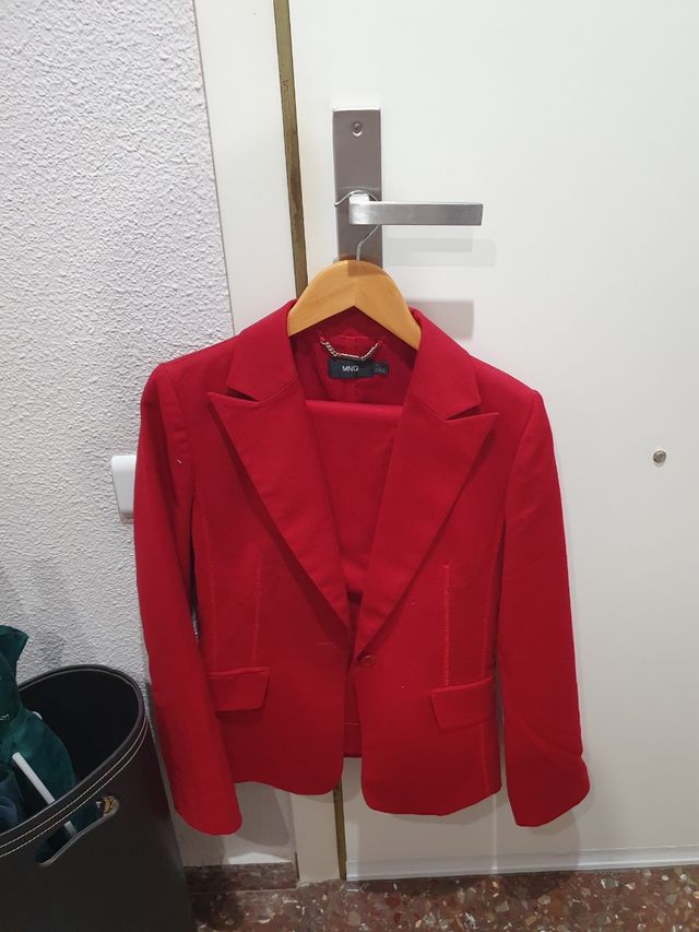 Traje chaqueta pantalón mujer