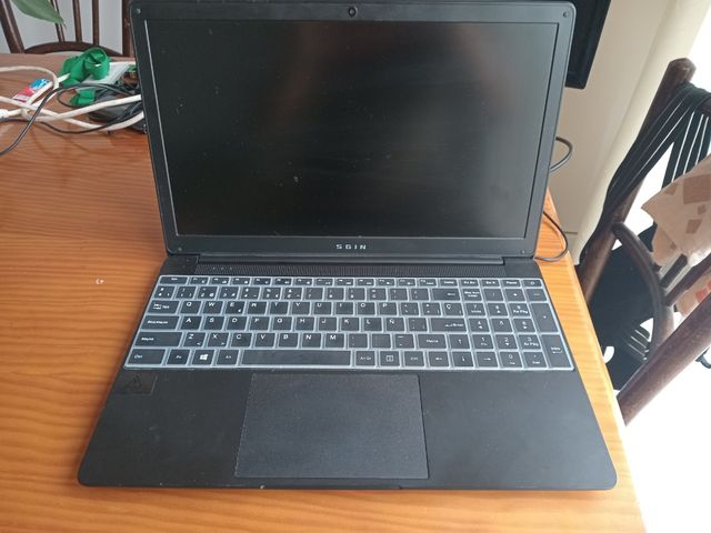 LAPTOP SGIN M15 Pro