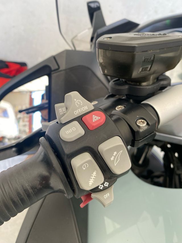 BMW R1200RT DOBLE ARBOL DE LEVAS