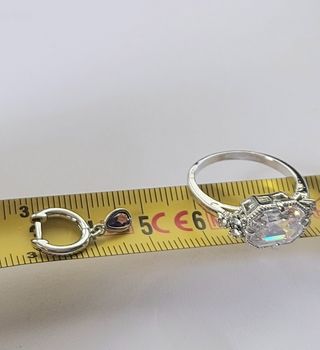 Anillo + 1 pendiente