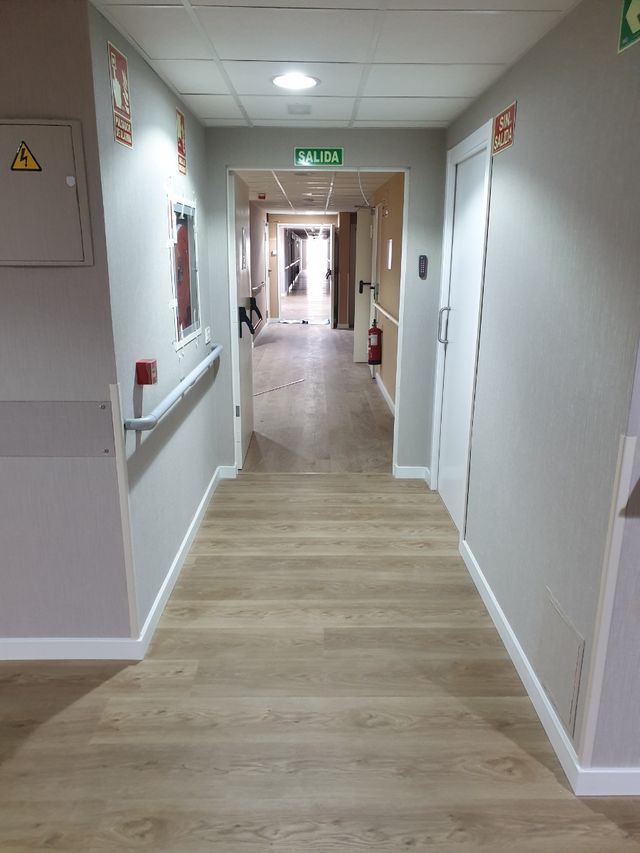 CARPINTERO TARIMA FLOTANTE