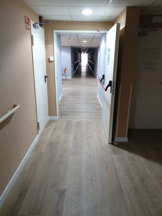 CARPINTERO TARIMA FLOTANTE