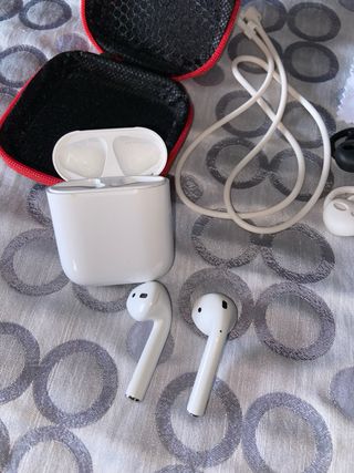 Apple airpods