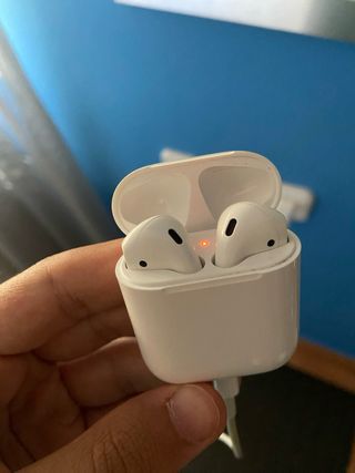 Apple airpods