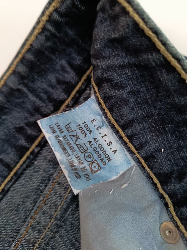 Falda vaquera Fórmula Joven de segunda mano por 10 EUR en Zamora