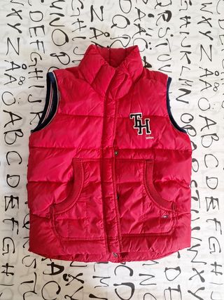 Chaleco rojo de Tommy Hilfiger 