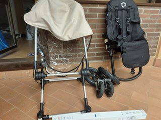 Fundas, capotas y variados accesorios para el bebe