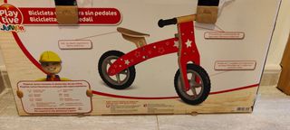 Bicicleta infantil sin pedales.