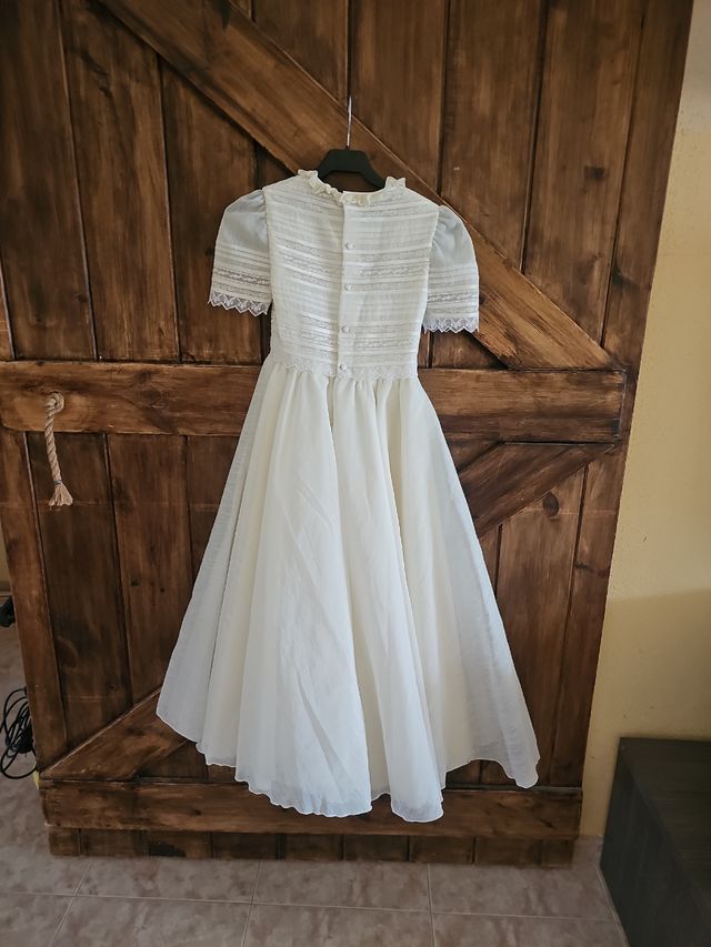 Vestido de comunión blanco roto