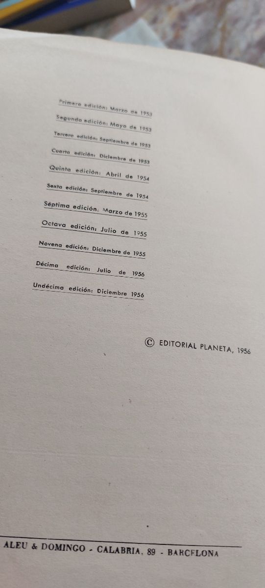 Libro I cipressi credono in Dio