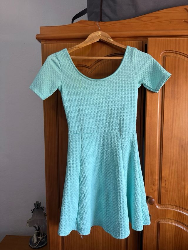 Vestido corto verde agua