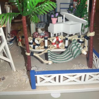 Casita de muñecas de verano