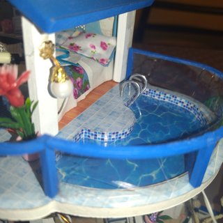 Casita de muñecas de verano